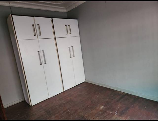 2 BEDROOM PROPERTY TO RENT IN BEZUIDENHOUT VALLEY